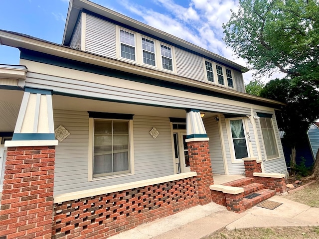 view of front facade with covered porch