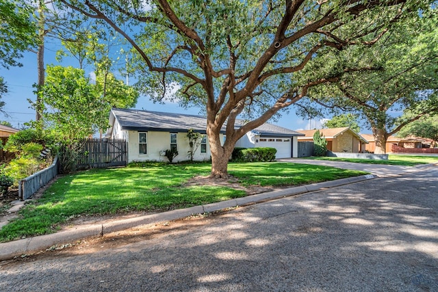 500 W 6th St, Stanton, TX 79782 - photo 2