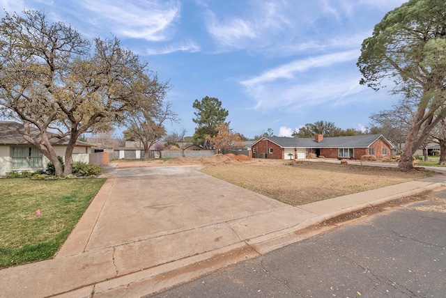 Listing photo 2 for 1602 Winfield Rd, Midland TX 79705