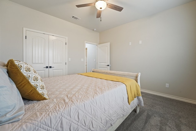 bedroom with carpet flooring, ceiling fan, and a closet