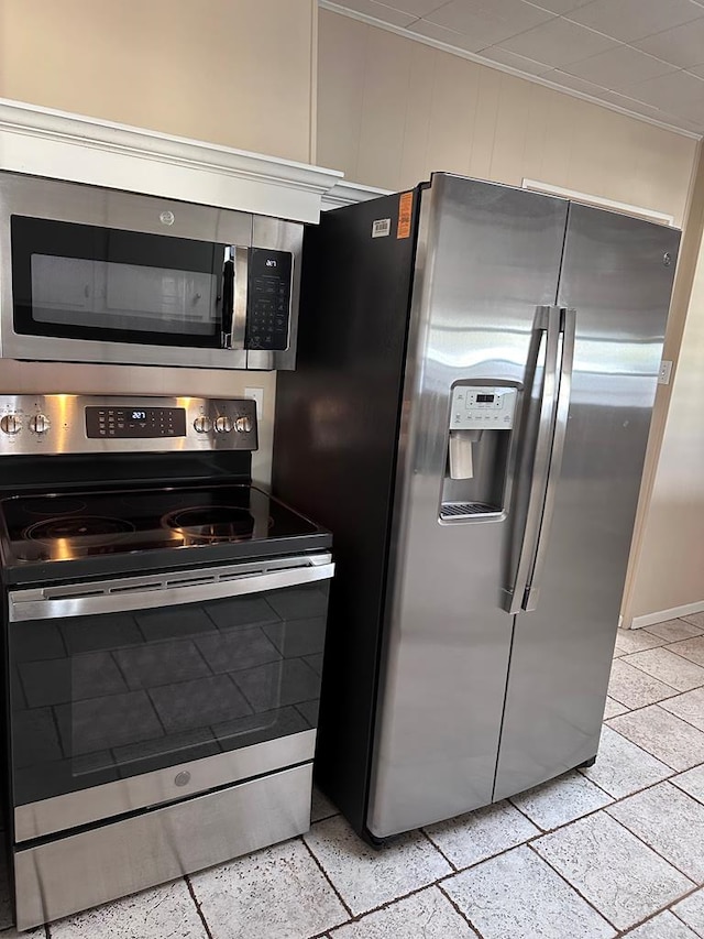 kitchen featuring stainless steel appliances