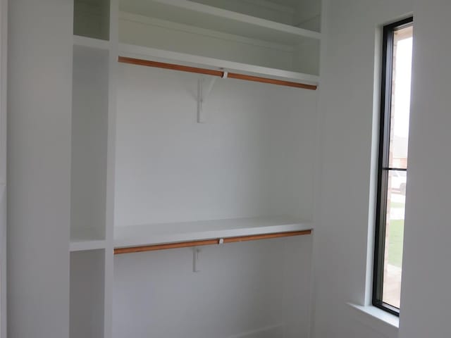9811 E County Rd 108, Midland, TX 79706 - view of closet