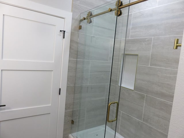 9811 E County Rd 108, Midland, TX 79706 - full bath featuring a shower stall
