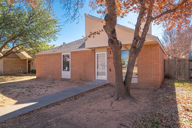 view of front of house