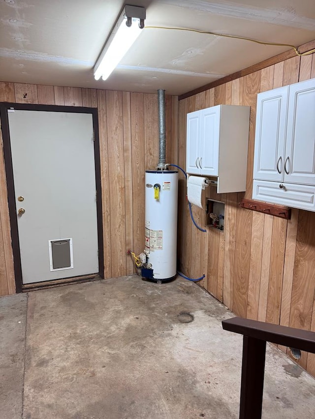 2100 42nd St, Snyder, TX 79549 - utilities with gas water heater