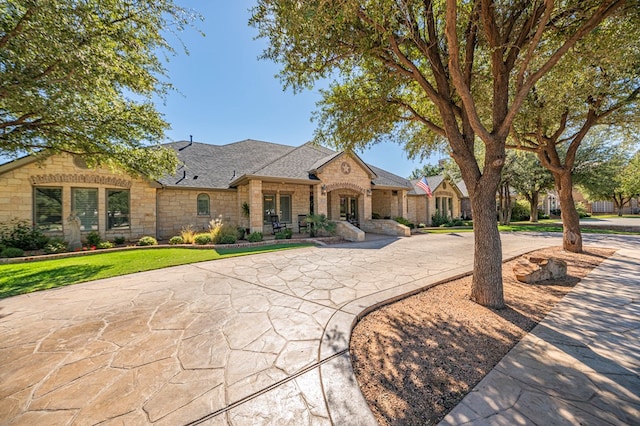 view of front of house