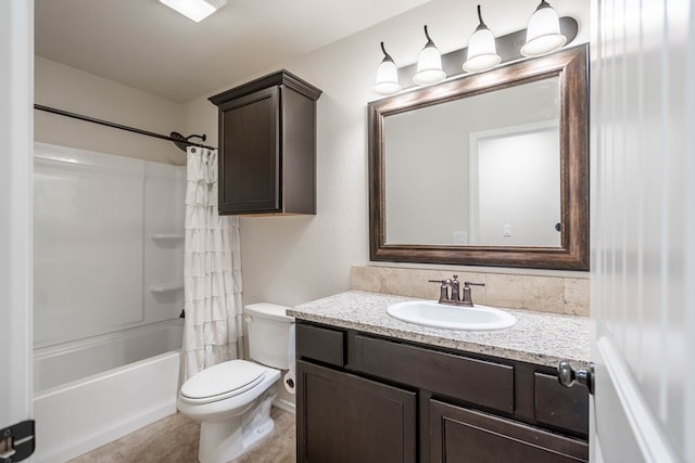 full bathroom featuring vanity, toilet, and shower / tub combo with curtain