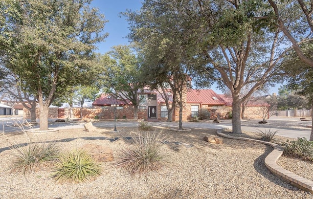 view of front of home