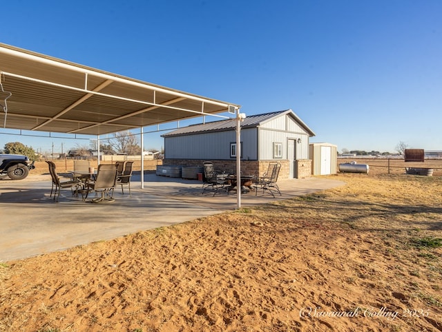 view of yard with a patio