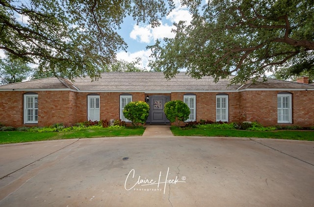 3307 Stanolind Ct, Midland, TX 79707 - single story home featuring brick siding