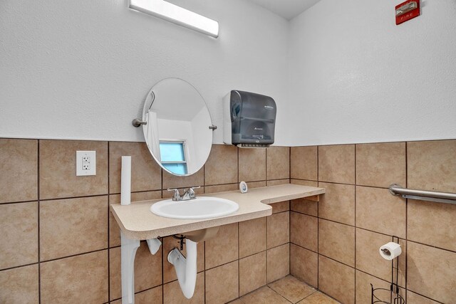 704 Boyd Ave, Midland, TX 79705 - photo 26