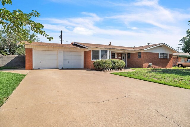 704 Boyd Ave, Midland, TX 79705 - photo 2