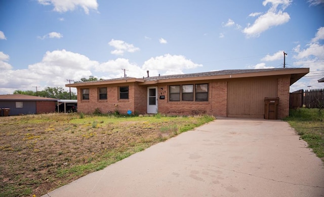 1812 Alabama St, Big Spring, TX 79720 - photo 1