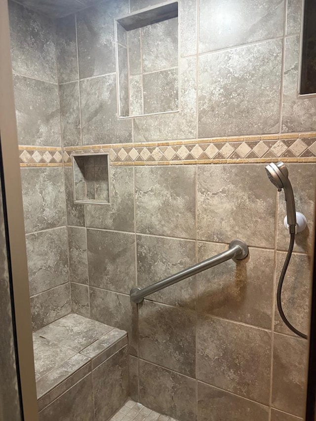 2801 Haynes Dr, Midland, TX 79705 - full bathroom with tiled shower