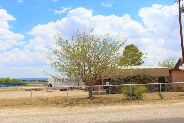 1851 W Gonzalez Loop, Fort Stockton, TX 79735 - photo 6