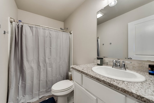 1109 Cajun St, Odessa, TX 79765 - full bathroom with vanity and shower / tub combo with curtain