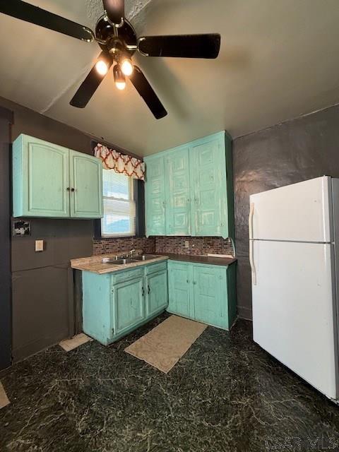 290-292 Glenn St, Johnstown, PA 15906