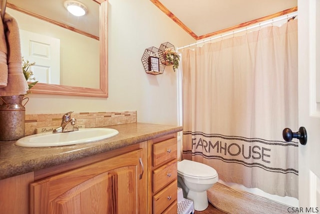 1070 Huckleberry Hwy, Central City, PA 15926 - full bathroom featuring vanity, decorative backsplash, a shower with shower curtain, and toilet