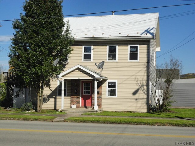 view of front of house