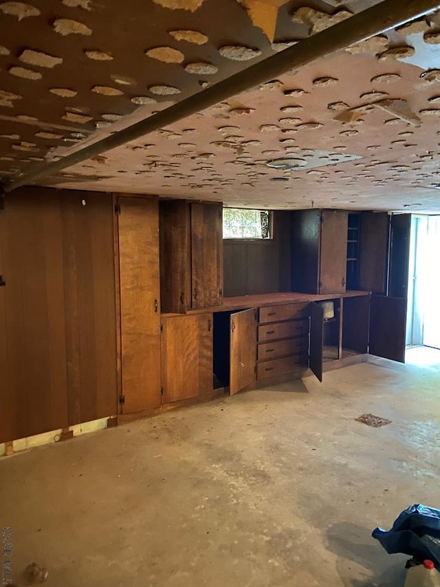 120 Northwood Ave, Johnstown, PA 15905 - basement with wood walls