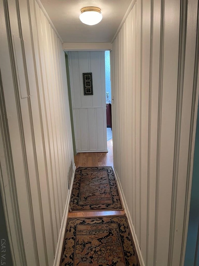230 Trading Post Rd, Stoystown, PA 15563 - hall with wood finished floors and a decorative wall