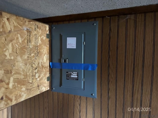 298 Lunen St, Johnstown, PA 15902 - utilities with electric panel