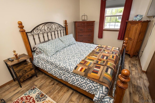 1501 Maplehurst Dr, Somerset, PA 15501 - bedroom with wood finished floors
