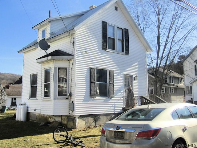 view of side of property