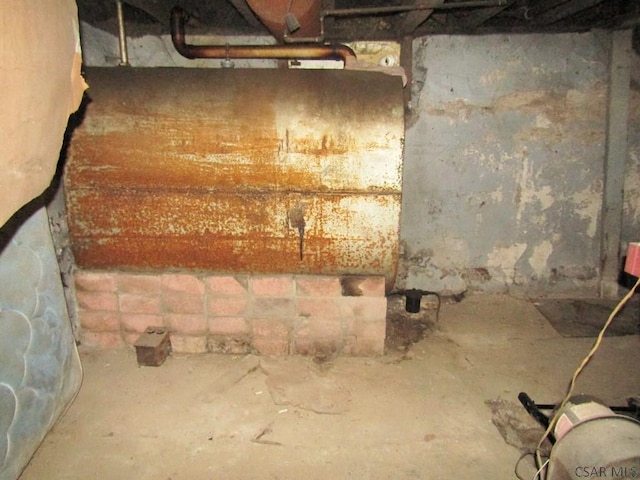 view of unfinished basement