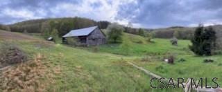 735 Smith Rd, Fairhope, PA 15538