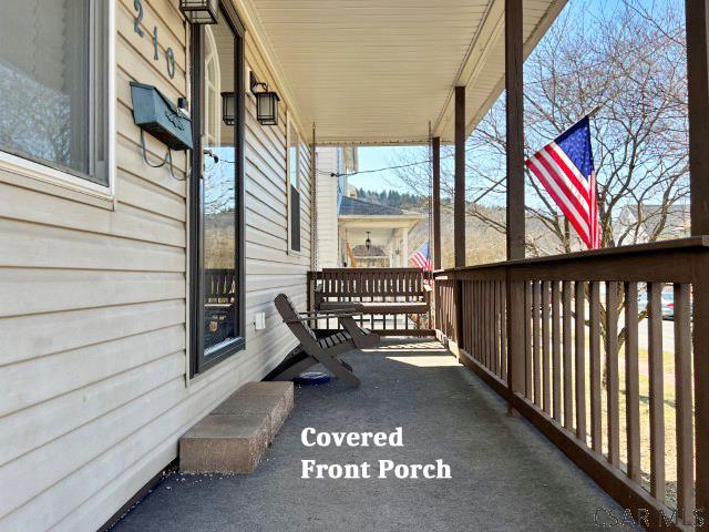 view of patio featuring covered porch