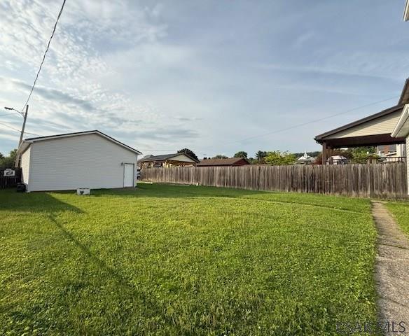 201 7th St, Windber, PA 15963 - view of yard