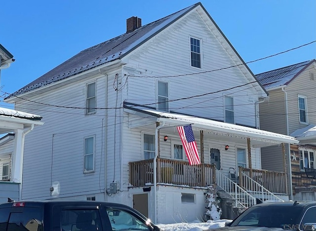 view of front of home featuring a porch