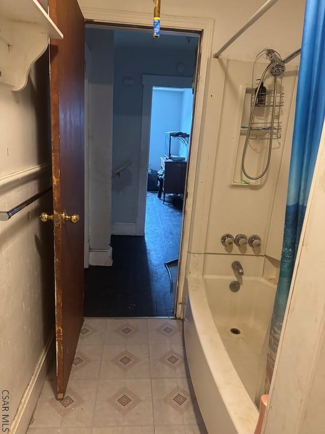 100 Cook St, Johnstown, PA 15906 - bathroom featuring tile patterned flooring and shower / bathtub combination with curtain