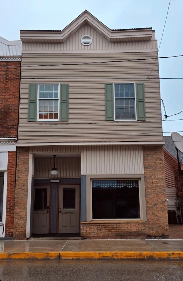 218 Center St, Meyersdale, PA 15552 - view of front of house