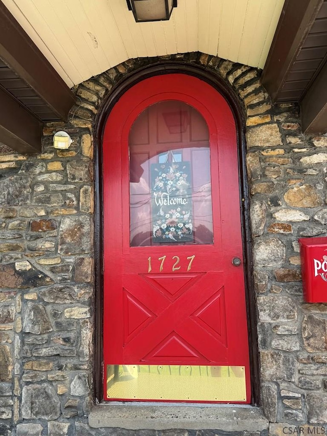 1727 Ringling Ave, Johnstown, PA 15902 - view of exterior entry featuring stone siding and brick siding