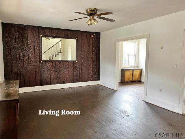 1098 Solomon St, Johnstown, PA 15902 - photo 2