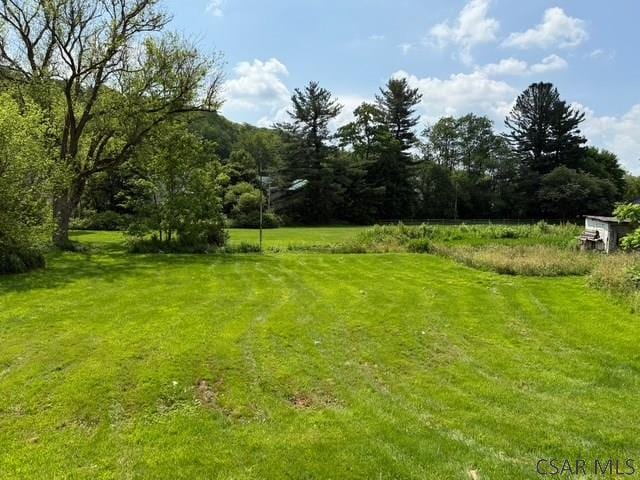 671 Listie Rd, Listie, PA 15549 - view of grassy yard