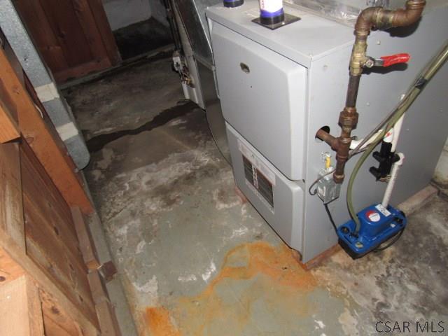 619 W Race St, Somerset, PA 15501 - utilities with heating unit