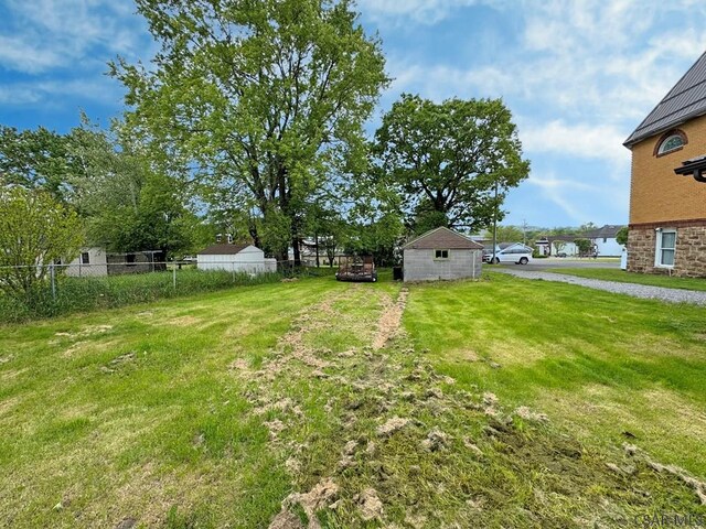 549 Ash St, Central City, PA 15926 - photo 17