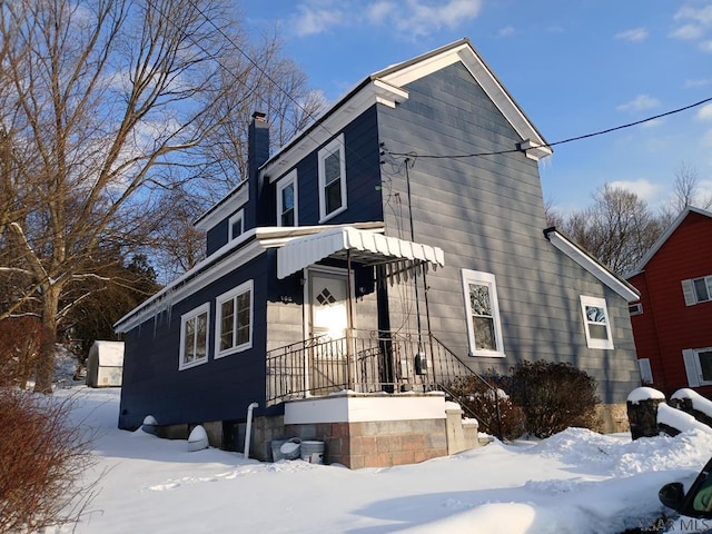 view of front of property