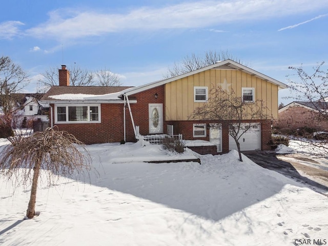 view of front of house with a garage