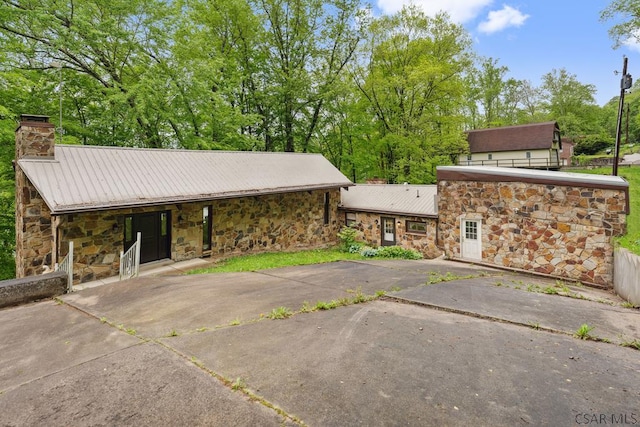750 Lake Side Rd, Addison, PA 15411