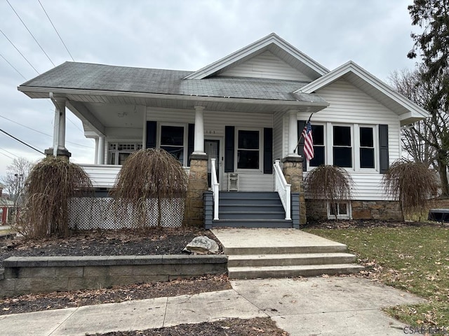 bungalow featuring covered porch