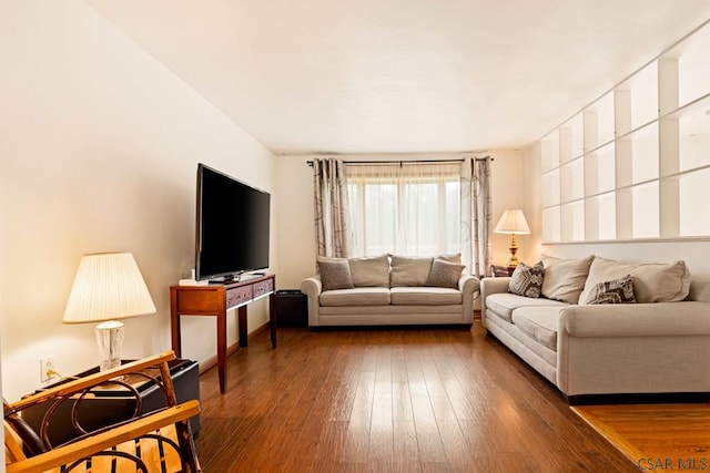 129 Berkey Dr, Johnstown, PA 15904 - living room featuring wood-type flooring
