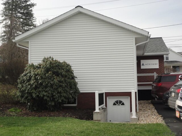 view of side of home