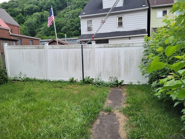 214 Maple Ave, Johnstown, PA 15901 - view of yard