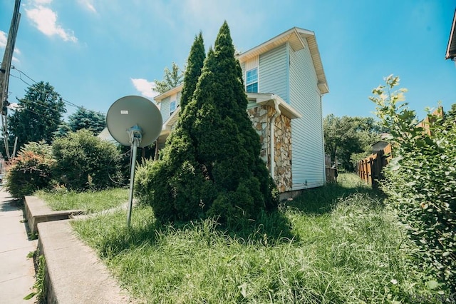 view of home's exterior