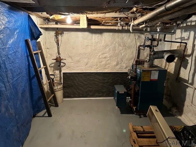 view of unfinished basement