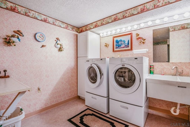 3313 Berlin Plank Rd, Berlin, PA 15530 - laundry area featuring light carpet, a sink, washer and clothes dryer, a textured ceiling, and wallpapered walls